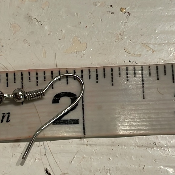 2” silver tone leafy cascade chandelier dangle earrings on wires - Picture 9 of 9